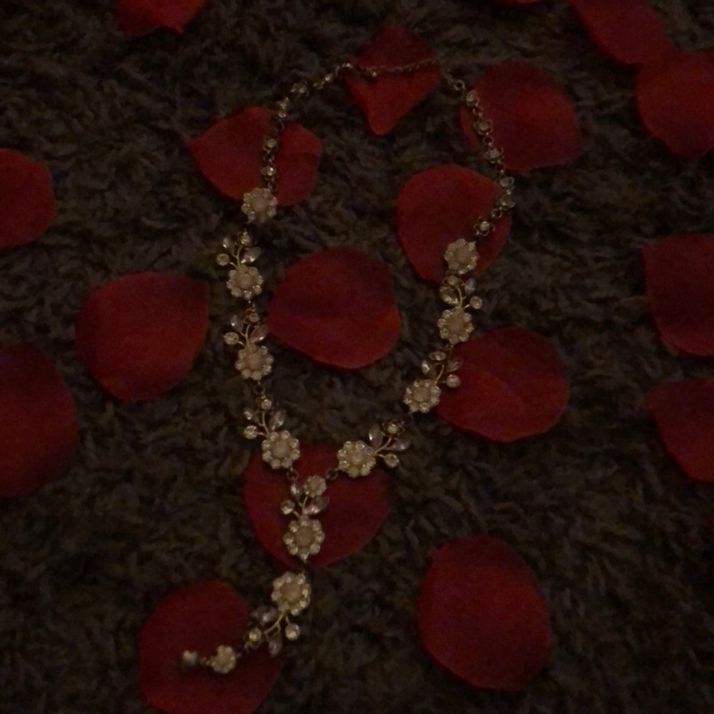 Beautiful flowered long necklace